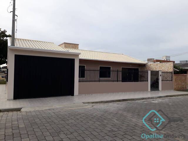#54 - Casa para Venda em Navegantes - SC
