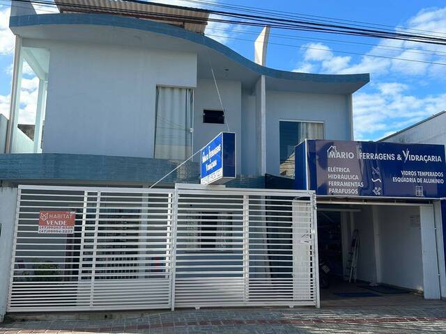 #165 - Casa para Venda em Navegantes - SC