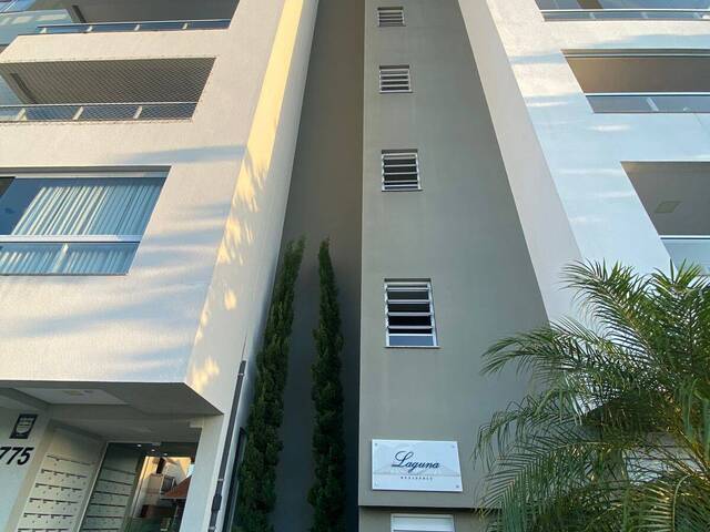 #173 - Apartamento para Venda em Navegantes - SC - 1
