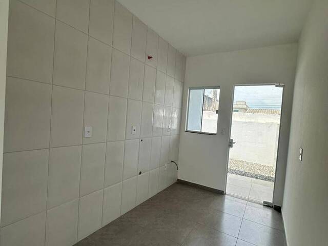#1205 - casa geminada para Locação em Navegantes - SC