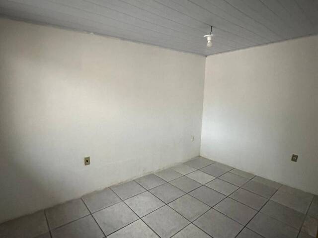 Casa para Locação em Navegantes - 4
