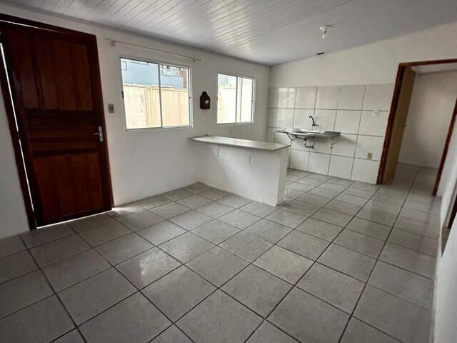 #1212 - Casa para Locação em Navegantes - SC - 2