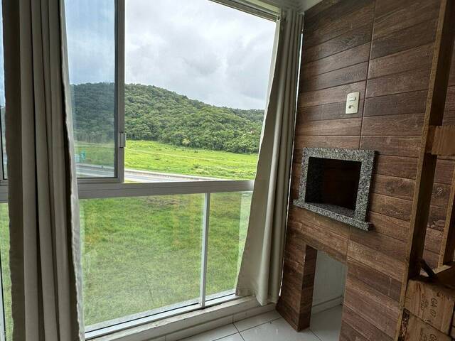 #1221 - Apartamento para Venda em Navegantes - SC - 2