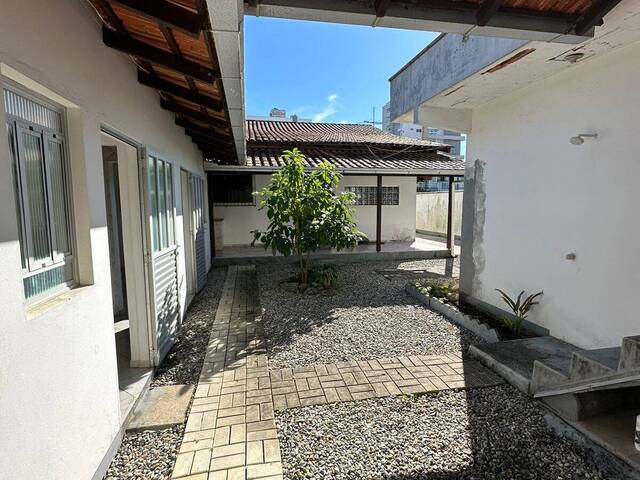 Casa para Venda em Navegantes - 5