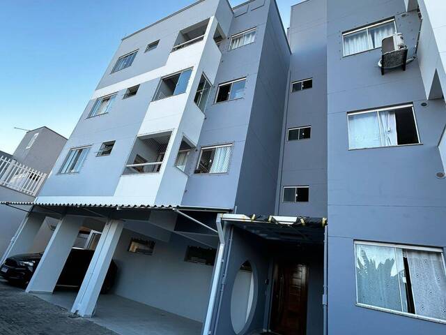 #460 - Apartamento para Venda em Navegantes - SC - 2