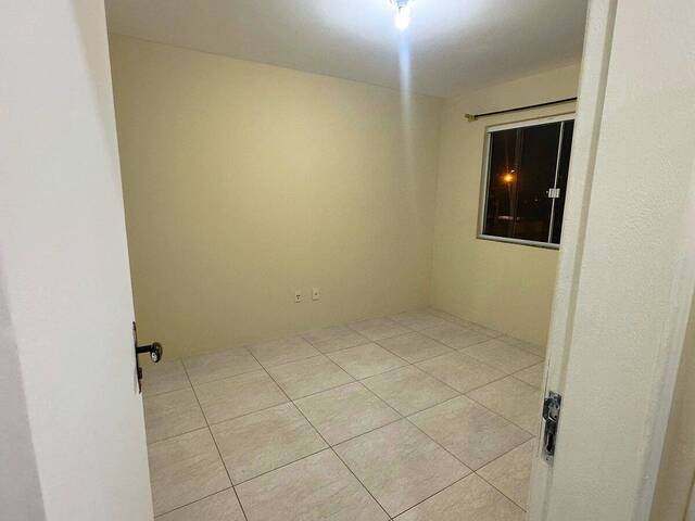 Apartamento para Venda em Navegantes - 4