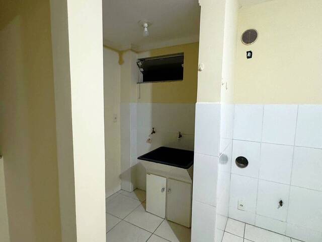 Apartamento para Venda em Navegantes - 5
