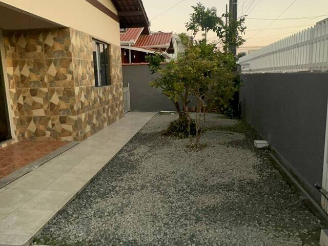 #1291 - Casa para Venda em Navegantes - SC