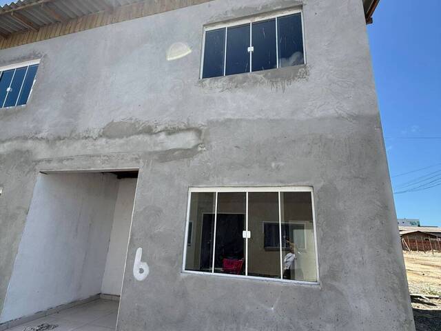 #564 - Sobrado Geminado para Locação em Navegantes - SC - 2