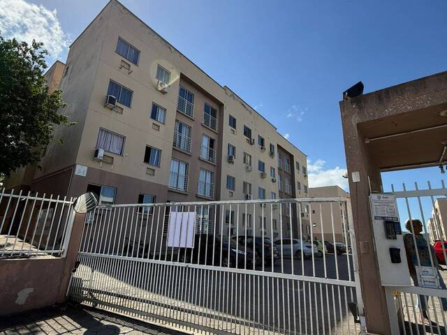 #592 - Apartamento para Venda em Navegantes - SC - 2