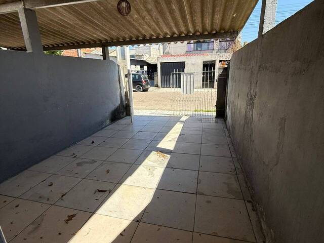 #594 - Casa para Venda em Navegantes - SC