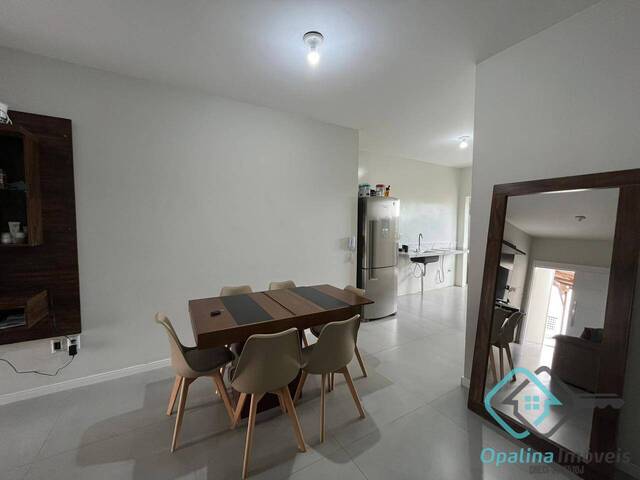 #596 - Apartamento para Venda em Navegantes - SC