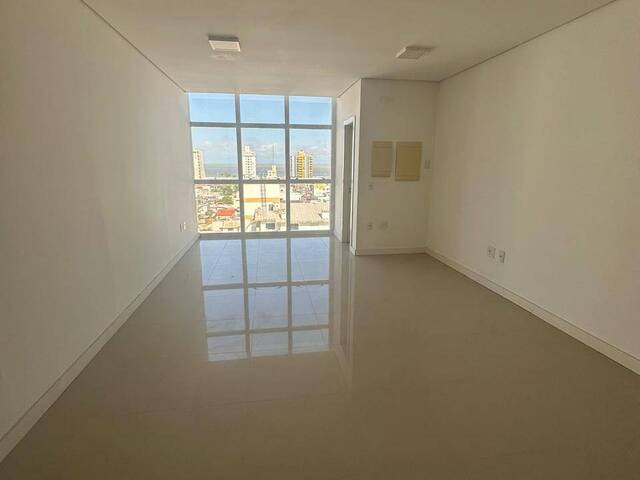 #603 - Sala para Venda em Navegantes - SC