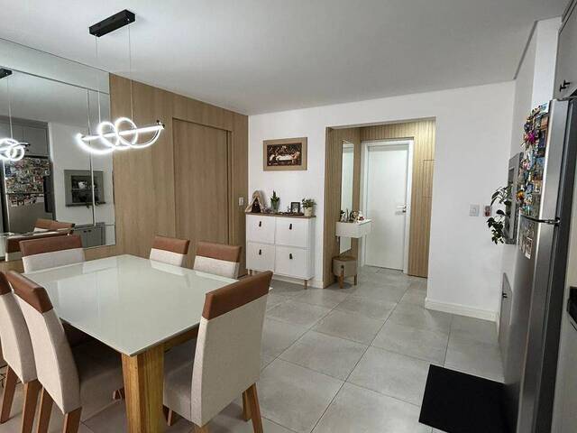 #614 - Apartamento para Venda em Navegantes - SC