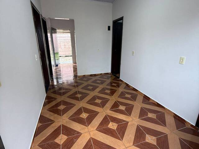 Casa para Venda em Navegantes - 4