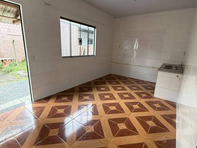 Casa para Venda em Navegantes - 5